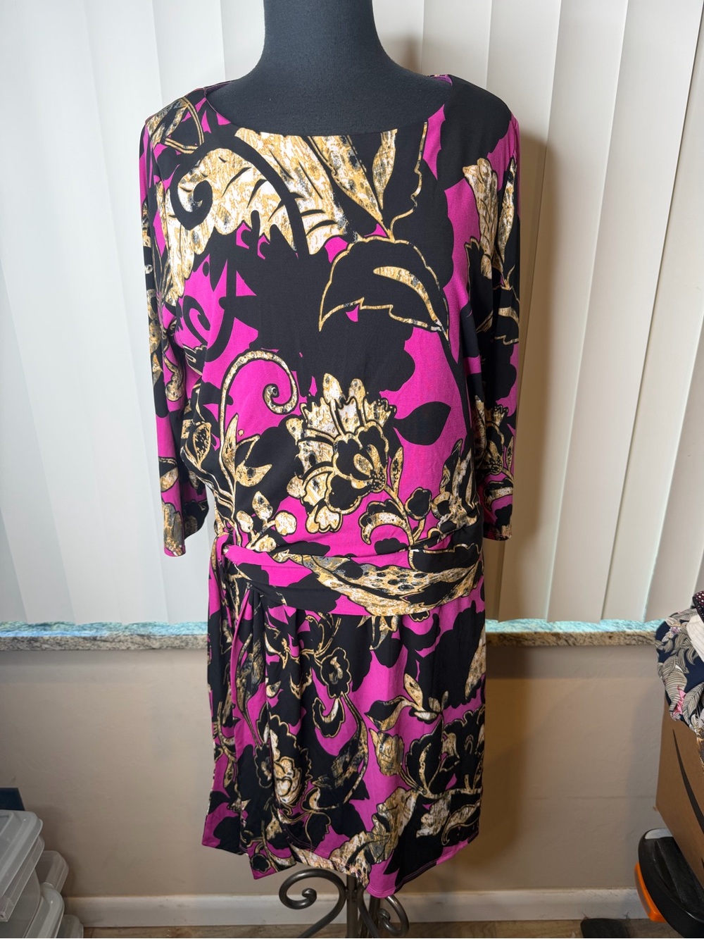 Monroe & Main Black, Magenta & Gold Floral Midi Baroque Floral Dress Size 16